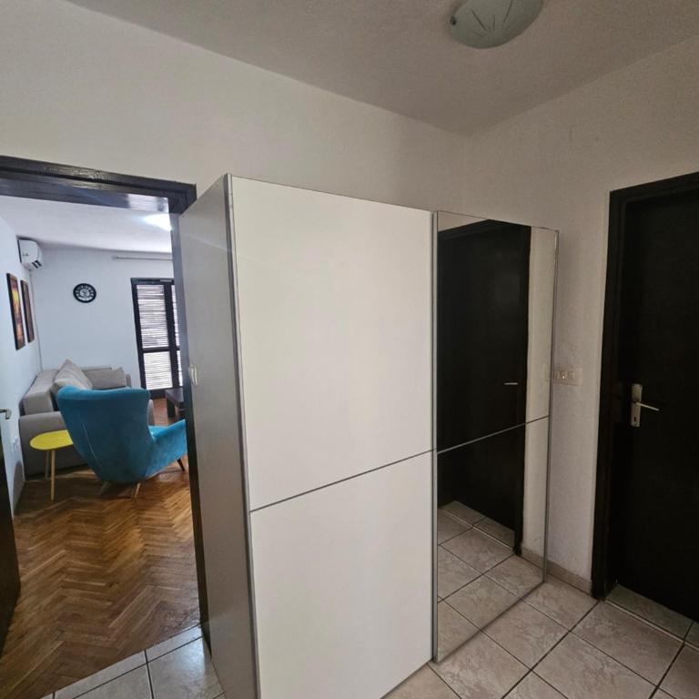 Andrej & Viktor - Two-Bedroom Apartment - 33