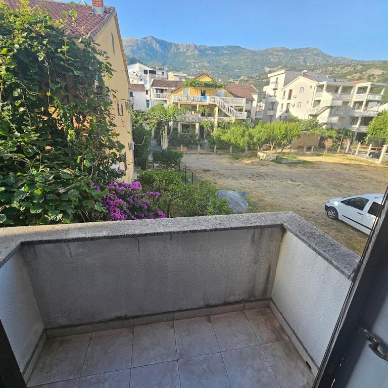 Andrej & Viktor - Two-Bedroom Apartment - 42