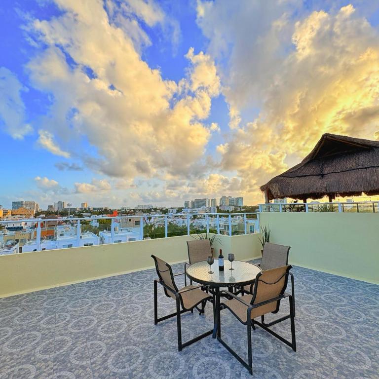 Estrella Azul Penthouse - Three-Bedroom Apartment - 2