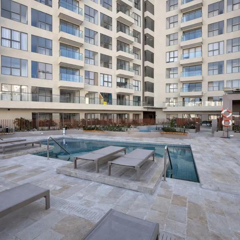 Loft de lujo con vista al mar, la sierra, terraza con piscina y jacuzzis - Apartamento de 1 dormitorio - 28