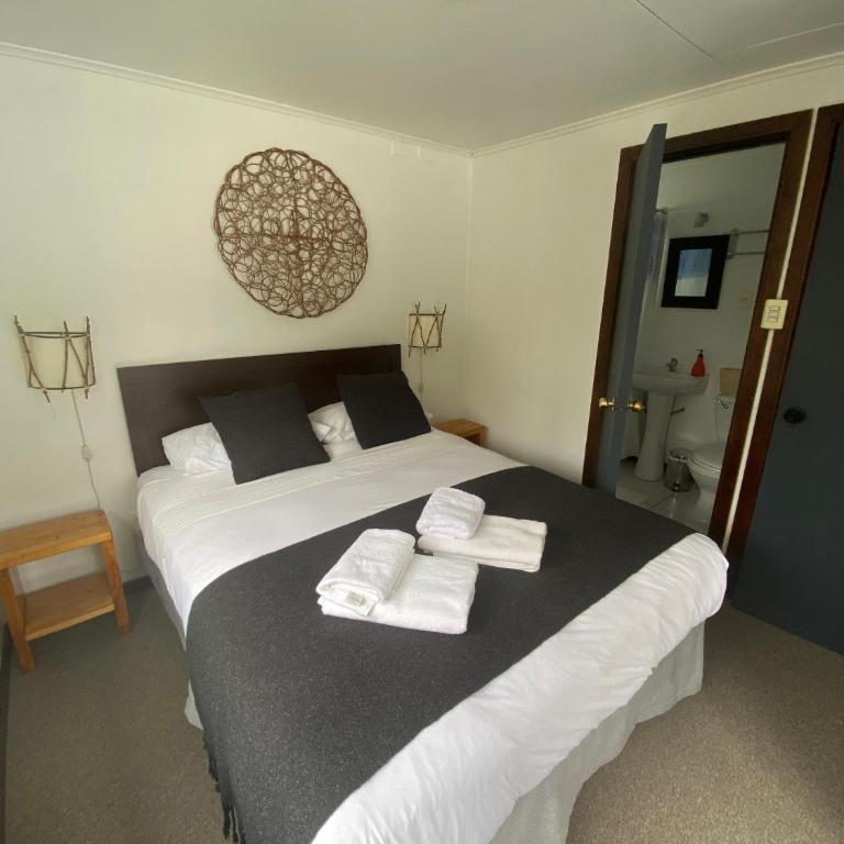 Hostal Amerindia - Double Room with Private Bathroom - 11