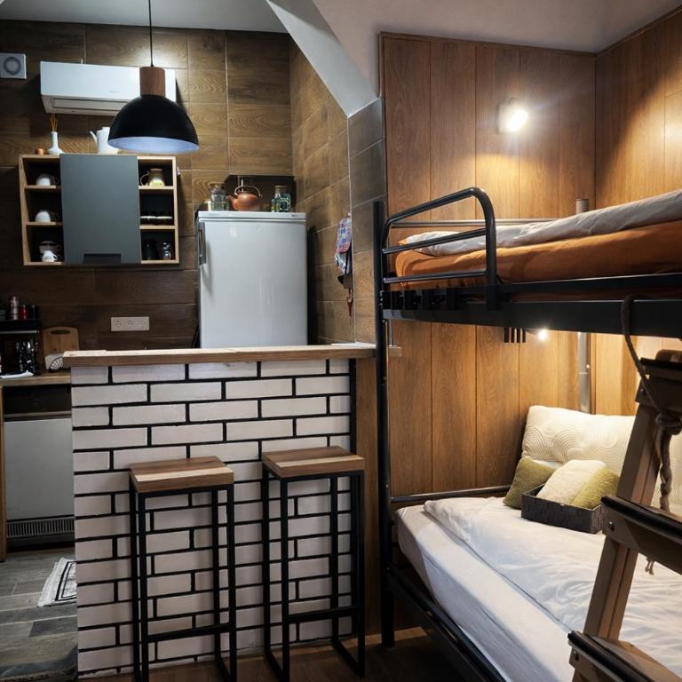 Cozy - One-Bedroom Apartment - 13