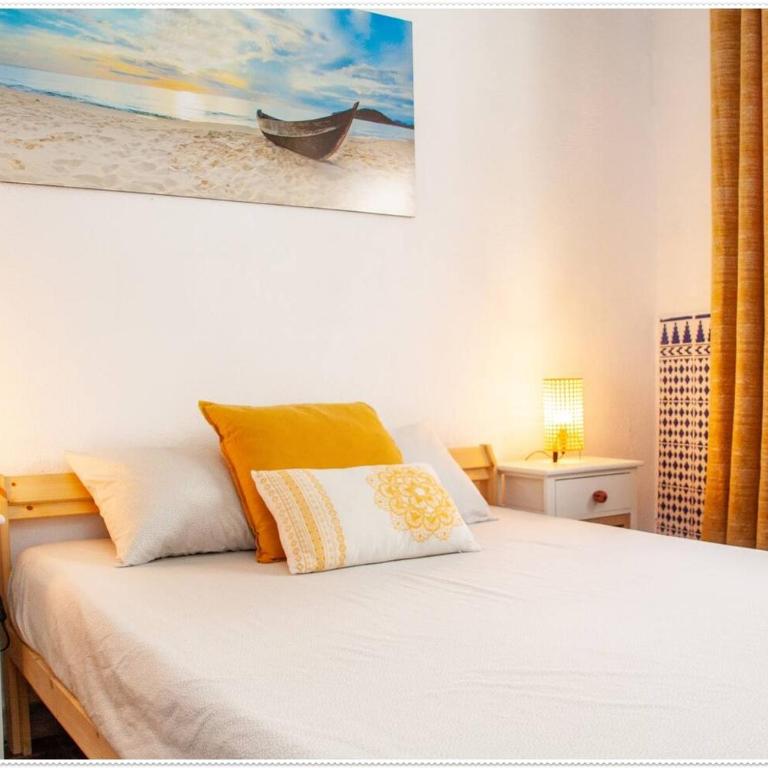 Charming Home Near Santa María del Mar - Six-Bedroom House - 5
