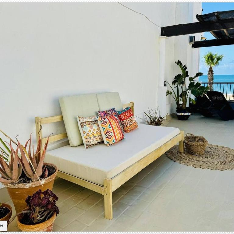Charming Home Near Santa María del Mar - Six-Bedroom House - 16