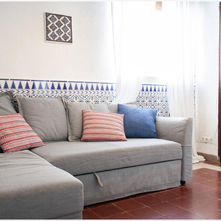 Charming Home Near Santa María del Mar - Six-Bedroom House - 71