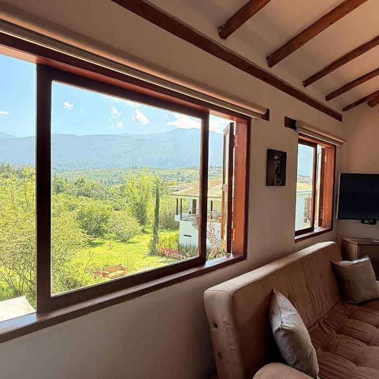 El Solaz Suites By Honnor Living - Triple Room with View - 21