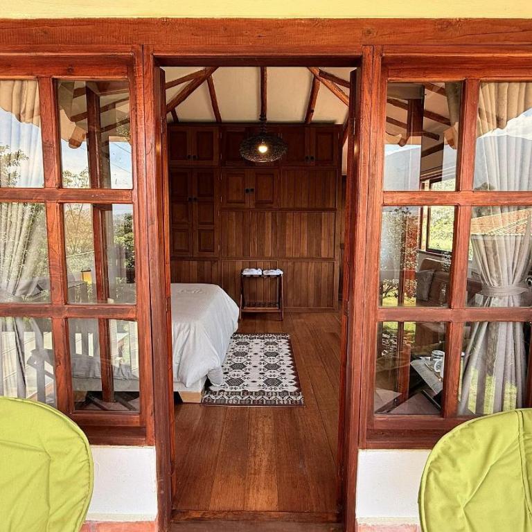El Solaz Suites By Honnor Living - Triple Room with View - 22