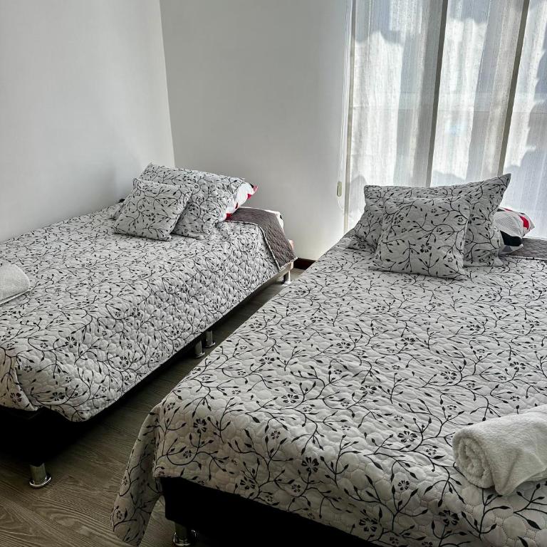 Hermoso y comodo apartamento en Paipa - Three-Bedroom Apartment - 3
