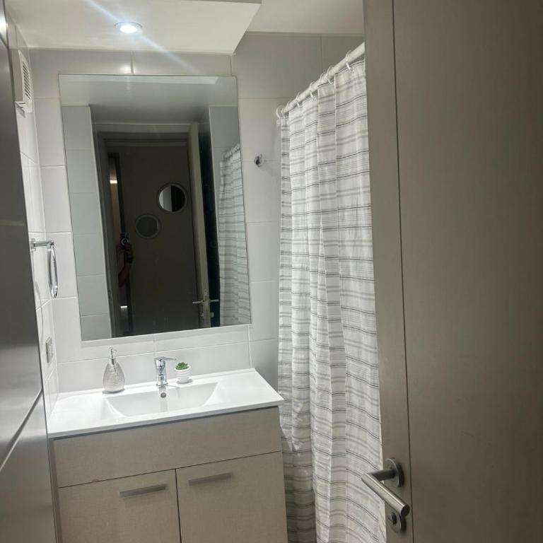 Alojamiento Santiago - Two-Bedroom Apartment - 14