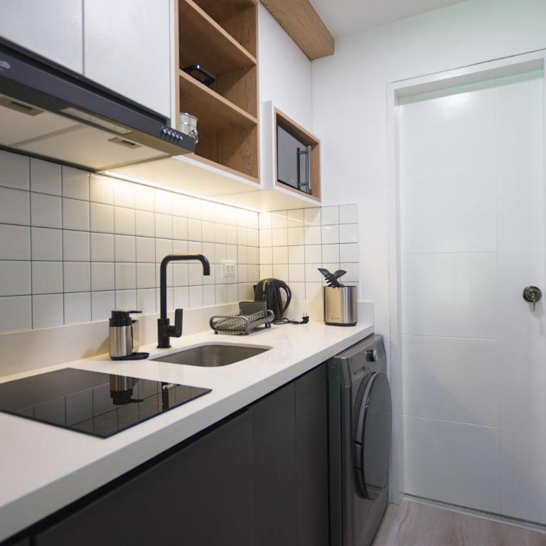 2-BR Apt in the Financial District with park views - Vacation Home - 3