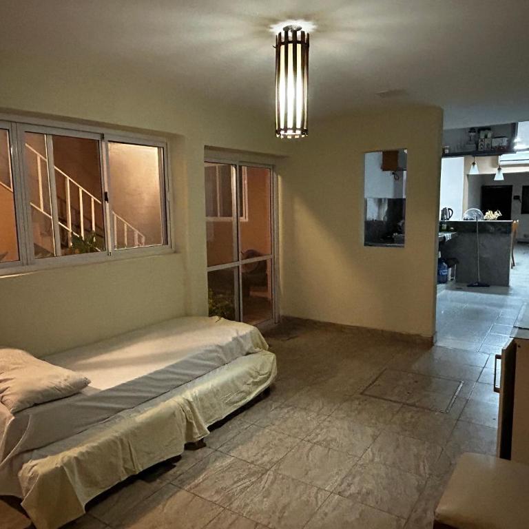 Casa funcional en Ledesma - Casa de 3 dormitorios - 3