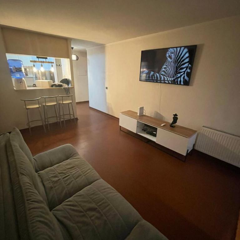Hermoso departamento en Las Condes Mall Sports - One-Bedroom Apartment with Balcony - 3