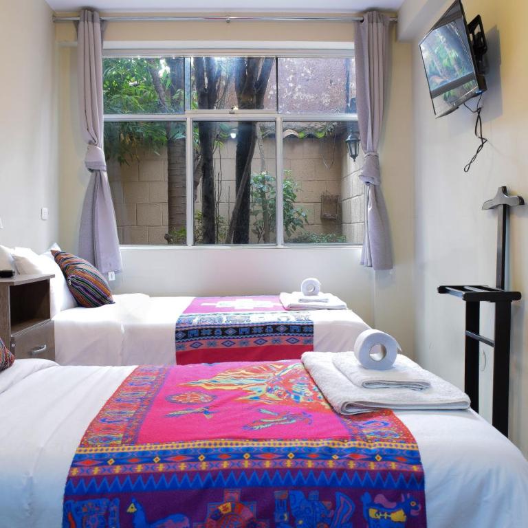 Pikaflor B&B - King Studio with Sofa Bed - 10
