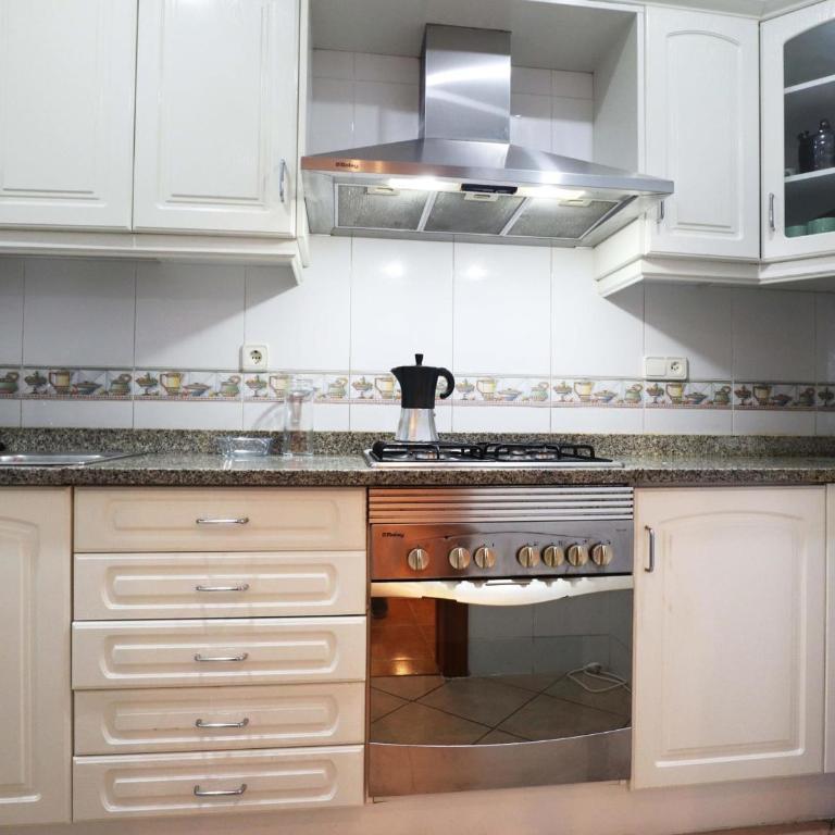 Apartamento céntrico en Sant Feliu de Guíxols con aire acondicionado, para 4 personas - ES-298-19 - Apartamento - 14