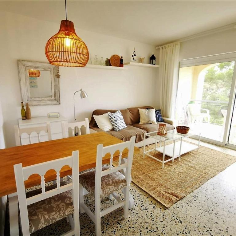 Apartamento en S'Agaró con piscina, terraza y se admiten mascotas, cerca del mar - ES-298-15 - Apartamento - 6