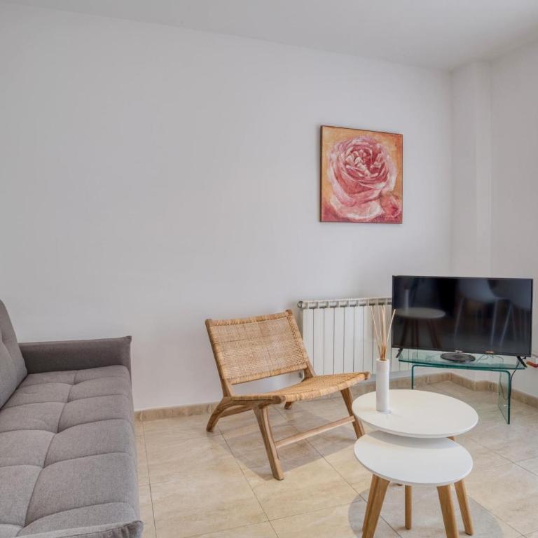 Apartamento céntrico en S'agaró con balcón y estacionamiento - ES-298-28 - Apartamento - 3