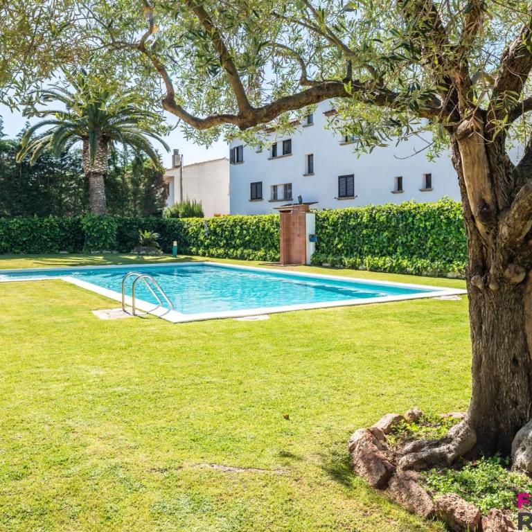 Apartamento en planta baja con jardín y acceso a piscina, cerca de playa de Sant Pol - ES-298-47 - Apartamento - 7