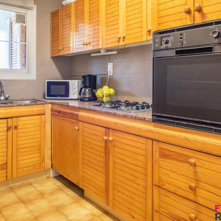 Apartamento en planta baja con jardín y acceso a piscina, cerca de playa de Sant Pol - ES-298-47 - Apartamento - 18