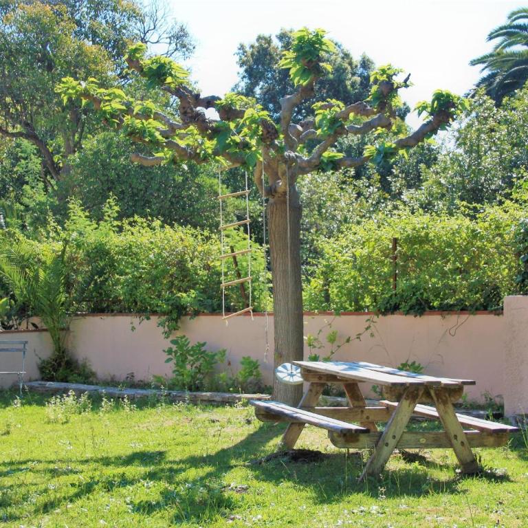 Casa adosada cerca de la playa, 3 habitaciones, garaje - ES-298-11 - Villa - 24