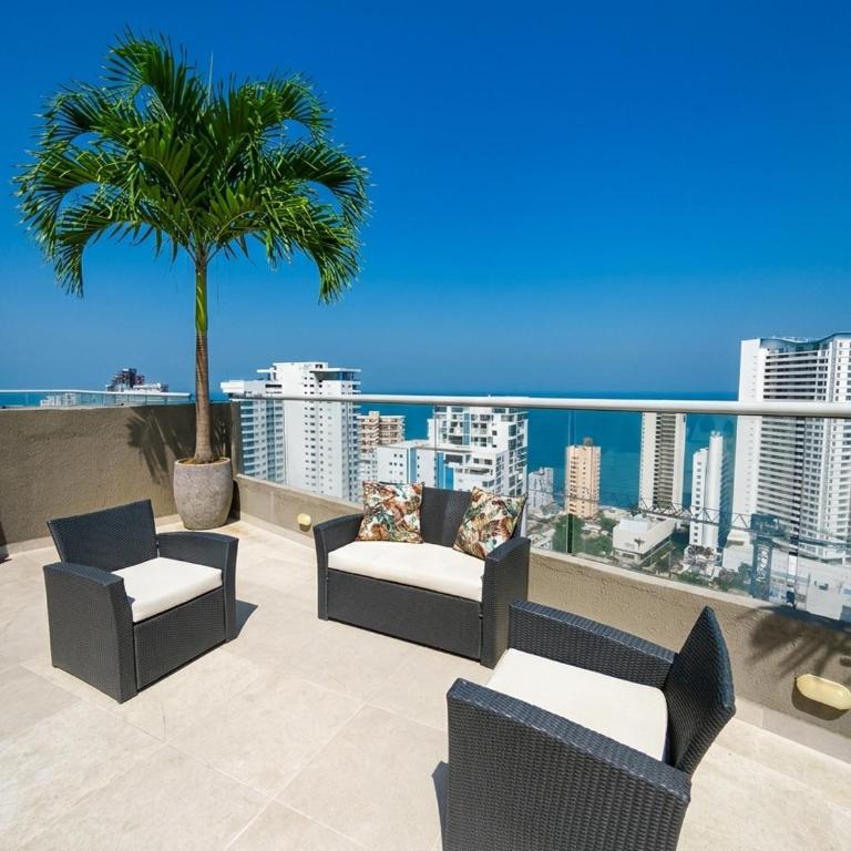 Apartamento cómodo de 3 habitaciones con piscina cerca al mar en Cartagena - Three-Bedroom Apartment with Water View - 5