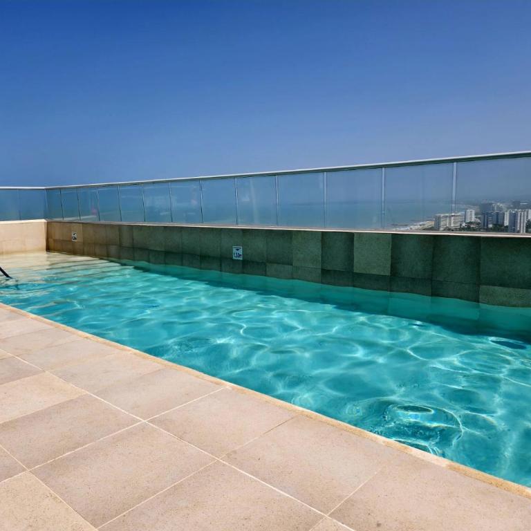 Apartamento cómodo de 3 habitaciones con piscina cerca al mar en Cartagena - Three-Bedroom Apartment with Water View - 3