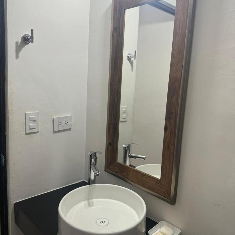 Casa MILO en Sector Privado - Four-Bedroom House - 3
