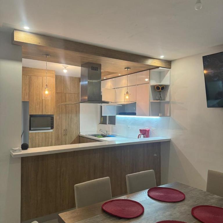 Casa MILO en Sector Privado - Four-Bedroom House - 49