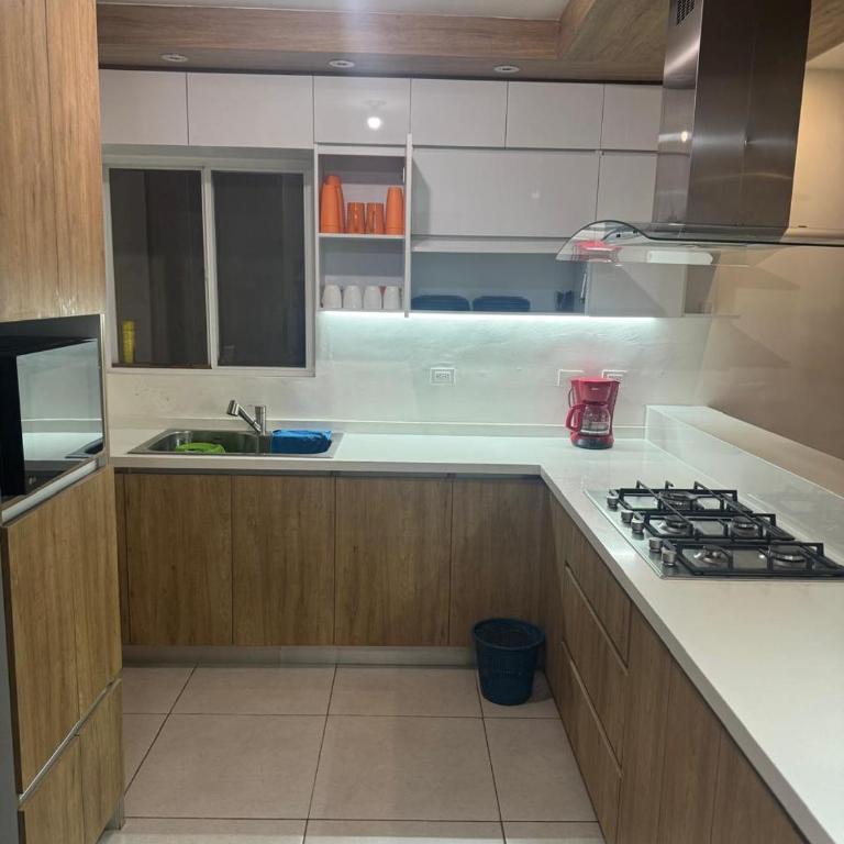Casa MILO en Sector Privado - Four-Bedroom House - 50