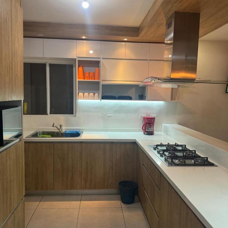 Casa MILO en Sector Privado - Four-Bedroom House - 90