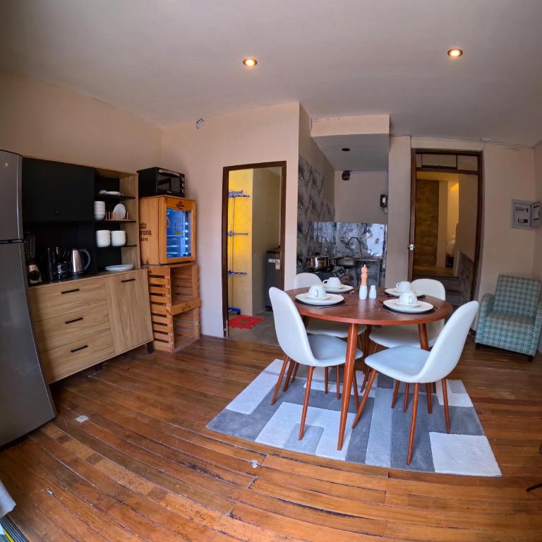 Tinku Apartment - Two-Bedroom Deluxe Apartment - 11