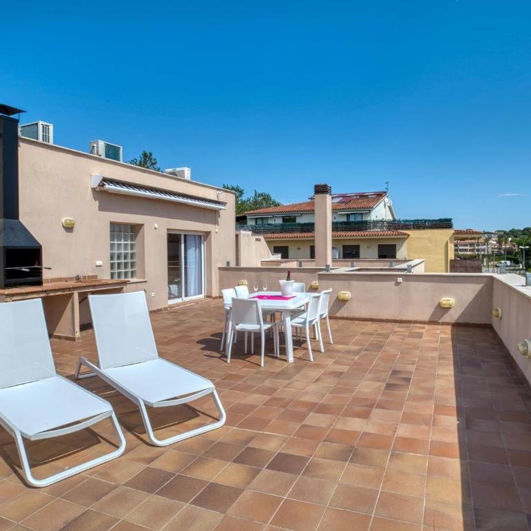 Dúplex en el centro de S'agaró con terraza y parking - ES-298-55 - Apartamento - 1