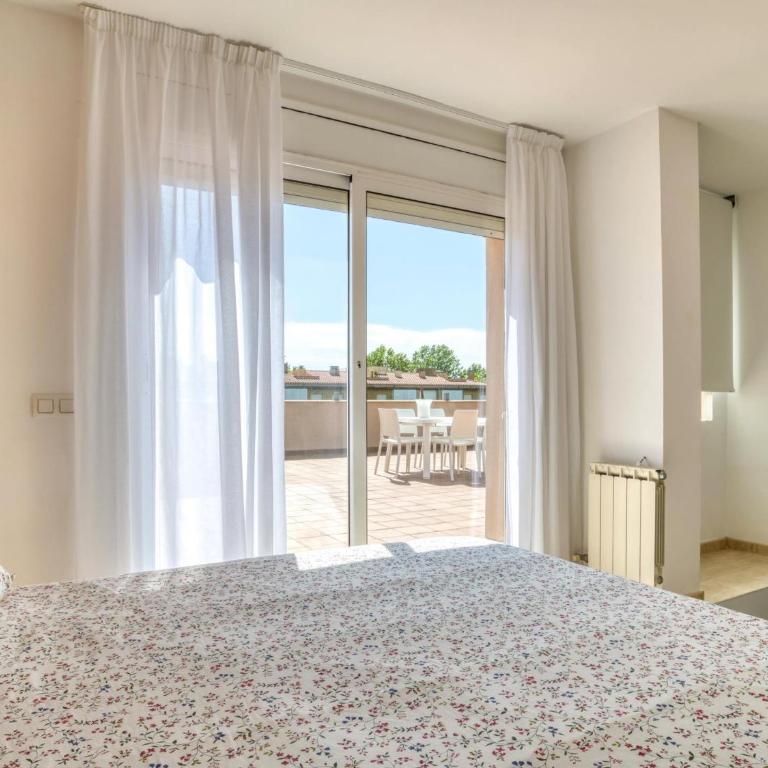 Dúplex en el centro de S'agaró con terraza y parking - ES-298-55 - Apartamento - 3