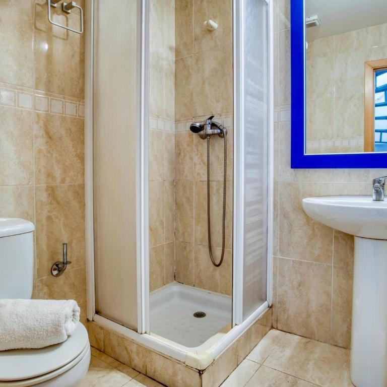 Dúplex en el centro de S'agaró con terraza y parking - ES-298-55 - Apartamento - 18