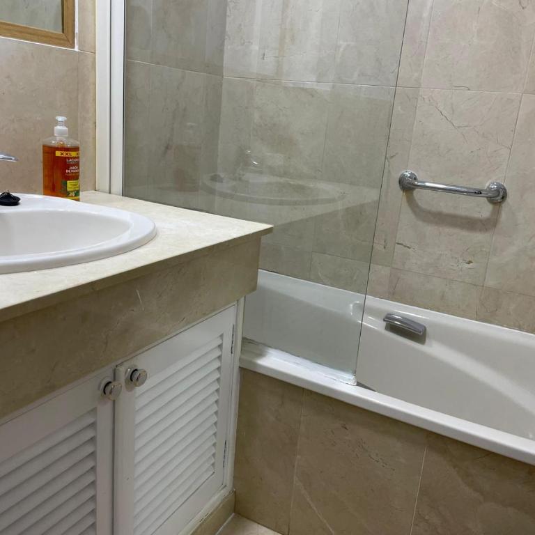 Paseo Marítimo 8 Cádiz - Apartamento de 3 dormitorios con vistas al mar - 10
