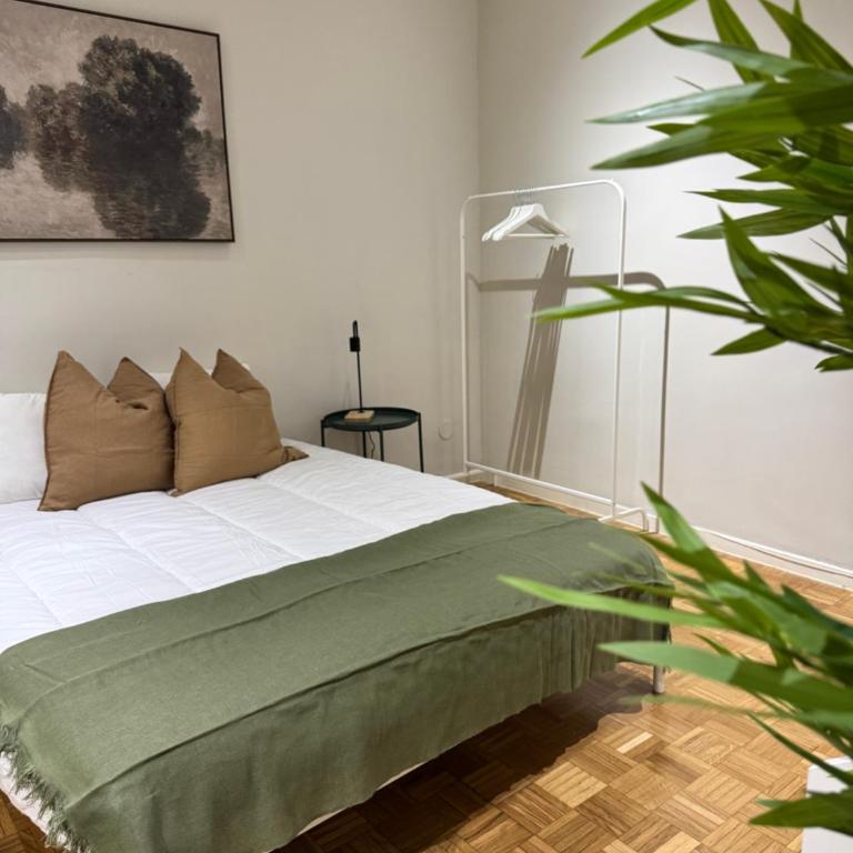 Exyca Homes Chamberi - One-Bedroom Apartment - 1