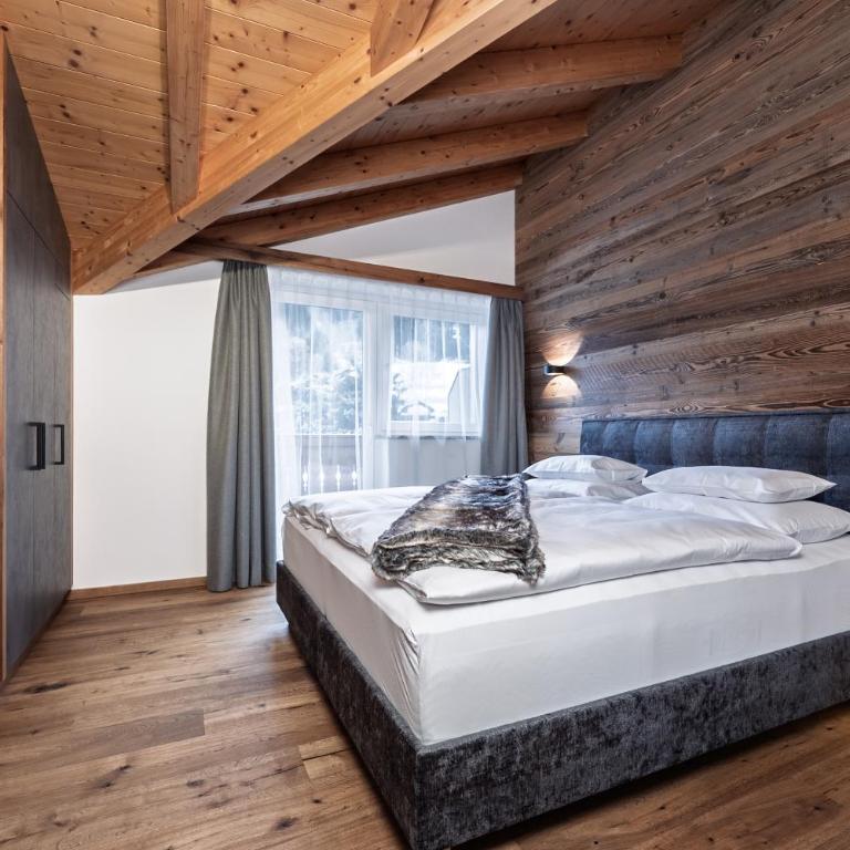Hotel Vier Jahreszeiten - Deluxe Junior Suite - 4
