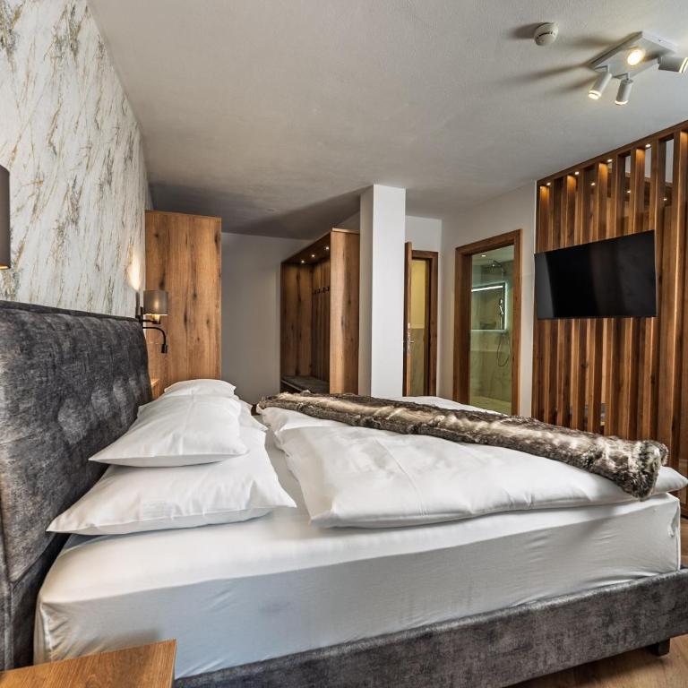 Hotel Vier Jahreszeiten - Junior Suite - 5