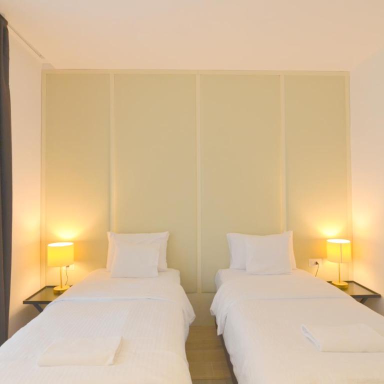 Azure Coast Deluxe Residence - Budva Seafront Living Suites - Two-Bedroom Suite - 5