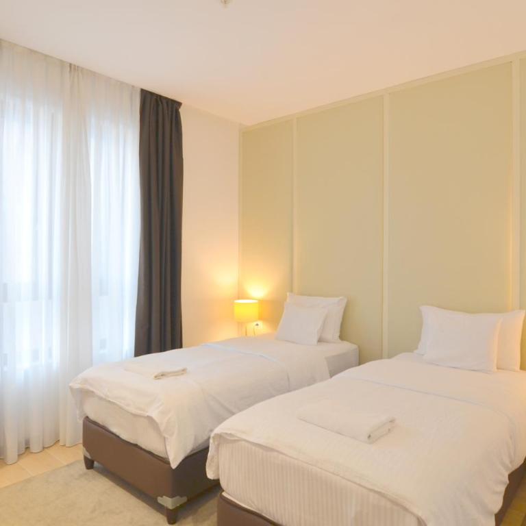 Azure Coast Deluxe Residence - Budva Seafront Living Suites - Two-Bedroom Suite - 4
