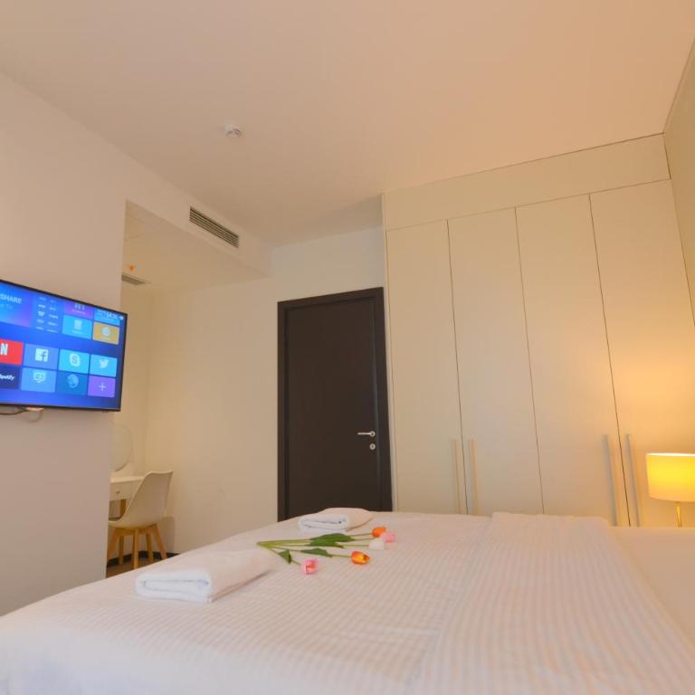 Azure Coast Deluxe Residence - Budva Seafront Living Suites - Two-Bedroom Suite - 15