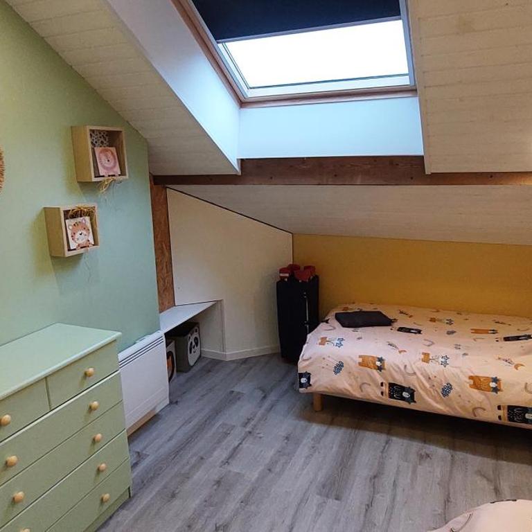 Spacieux duplex avec terrasse très apprécié des voyageurs au cœur de la Bresse - de 2 à 8 personnes - Apartment - 15