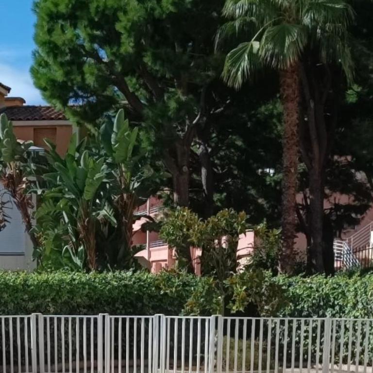 Proche de Monaco appartement devant piscine - Appartement 1 Chambre - 10