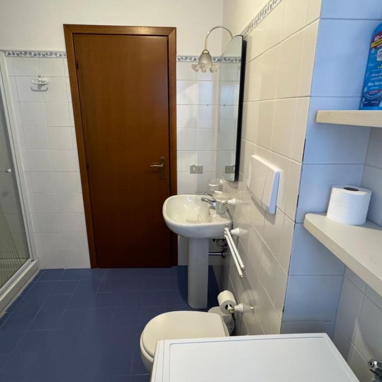 Casa Clivia - 3 br apartment with lake view - Three-Bedroom Apartment - 4