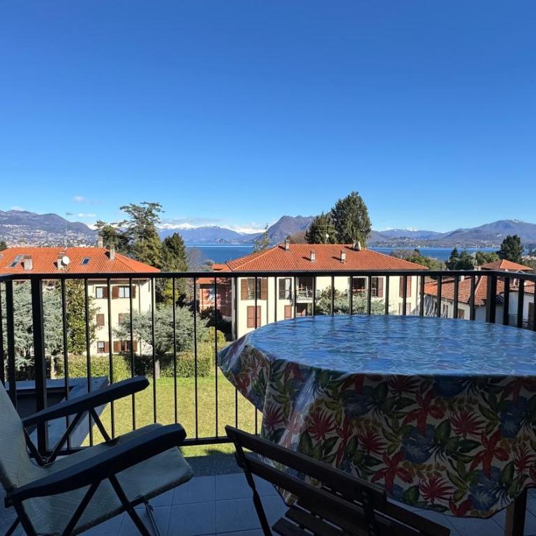 Casa Clivia - 3 br apartment with lake view - Three-Bedroom Apartment - 2