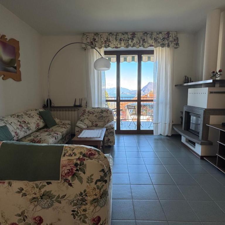 Casa Clivia - 3 br apartment with lake view - Three-Bedroom Apartment - 3