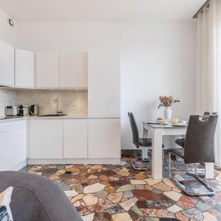 2 chambres-BALCON-VUE MER-FELIX FAURE A2B231 - Apartment mit Meerblick - 2