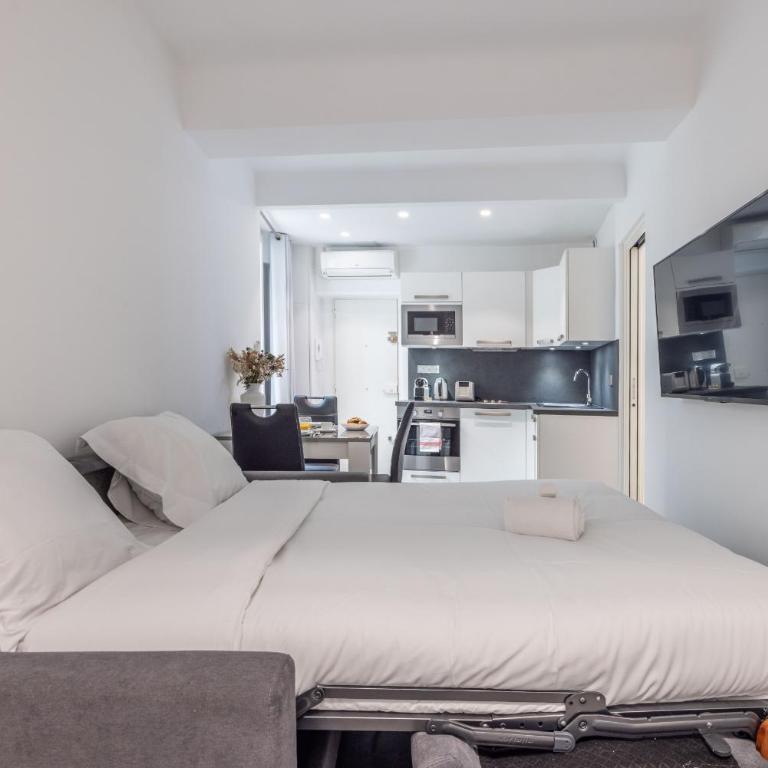 2 pièces Moderne FELIX FAURE-VIEUX PORT A1B232 - Appartement 1 Chambre Supérieur - 20
