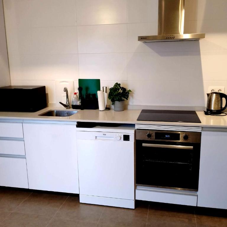 3-Sypialniowy Apartament Premium - Basen - 5 min do plaży autem - Three-Bedroom Apartment - 38