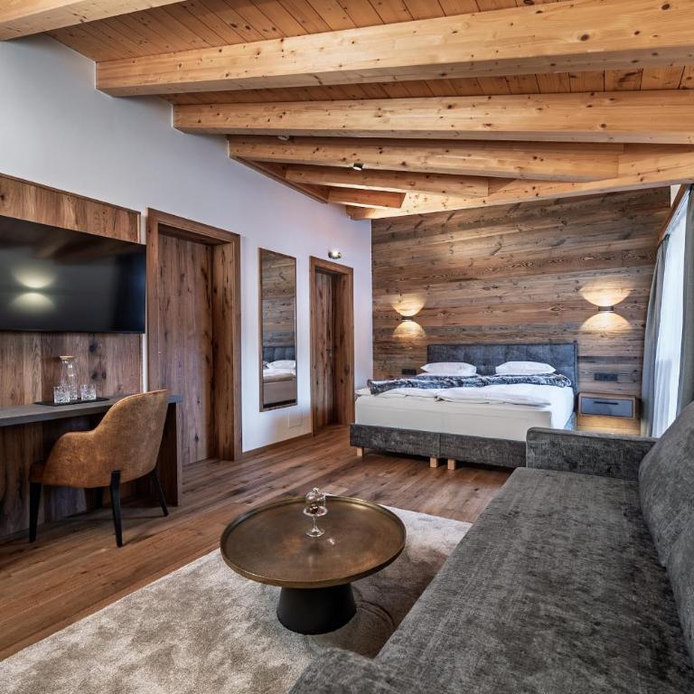 Hotel Vier Jahreszeiten - Junior Suite mit Balkon - 4