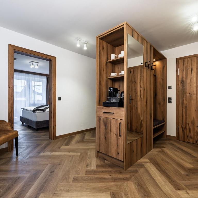 Hotel Vier Jahreszeiten - Familiensuite - 3